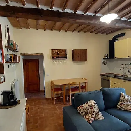 Piccolo Apartment Monticiano
